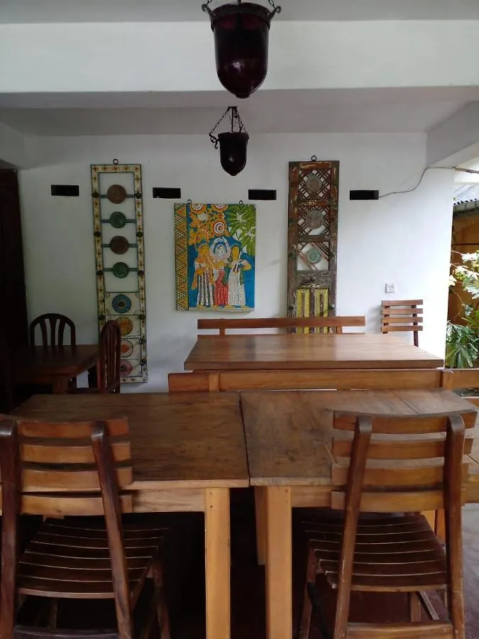 Homestay Traditional Kandyan House